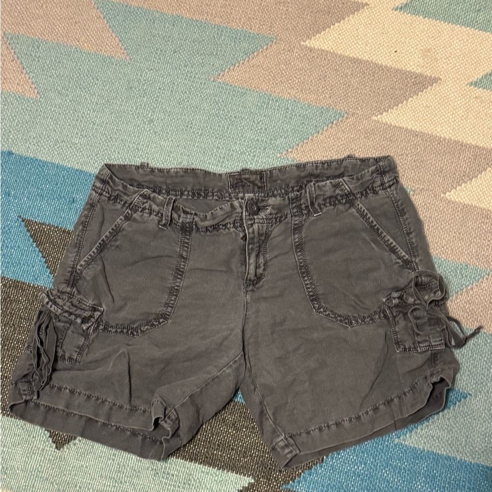 American Eagle 00 Cargo Shorts